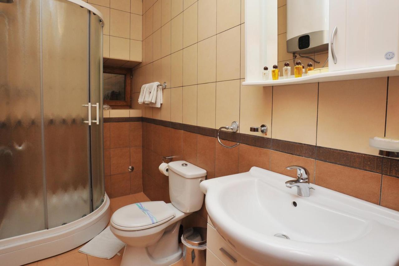 פראסט Lady Of The Rocks Apartments מראה חיצוני תמונה